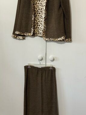 Brown Knit Two-Piece Set with Leopard Trim